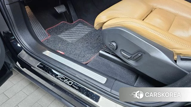Volvo XC60 second Generation id 4604945 из Кореи 10