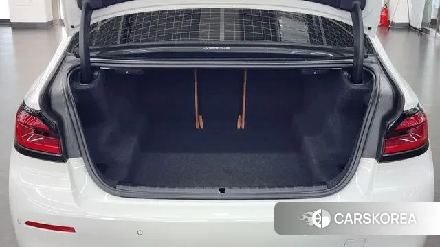 BMW 5 Series (G30) id 3600409 из Кореи 10