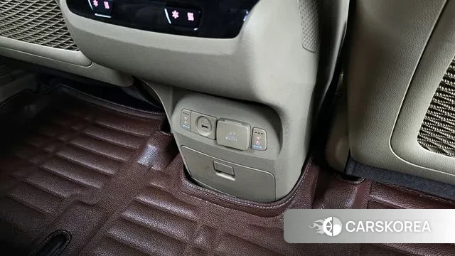 Kia The New Carnival id 3038871 из Кореи 10