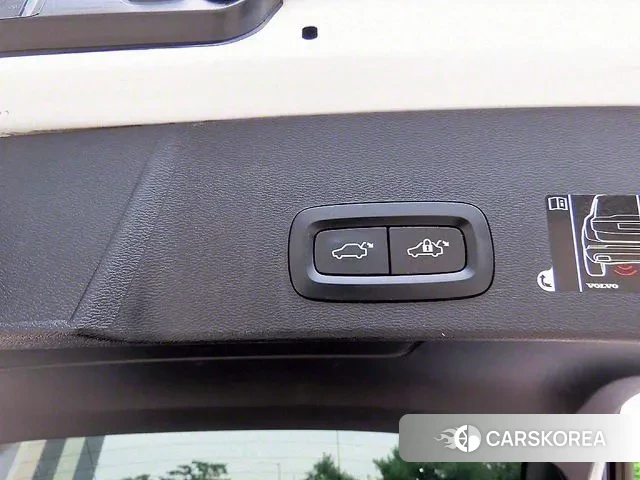 Volvo XC40 id 3044591 из Кореи 10