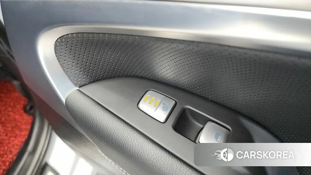 Genesis G70 id 3867347 из Кореи 10