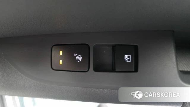 Kia Di Ol Nu Niro id 4195433 из Кореи 10