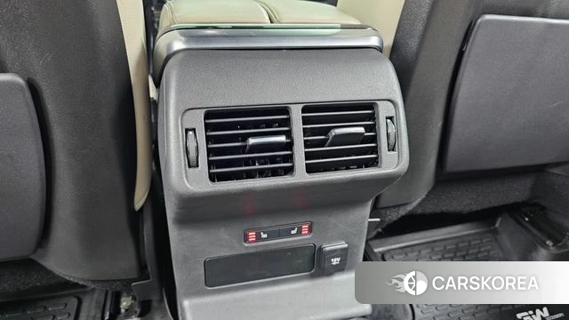 Land Rover Range Rover Velar id 4652135 из Кореи 10