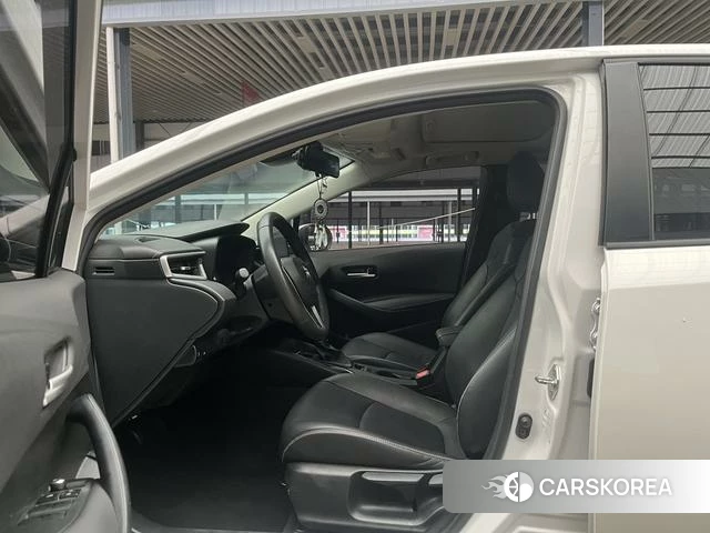 Toyota Corolla id 4253726 из Китая 10