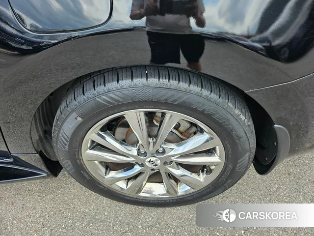 Kia The New Carnival id 4596120 из Кореи 10