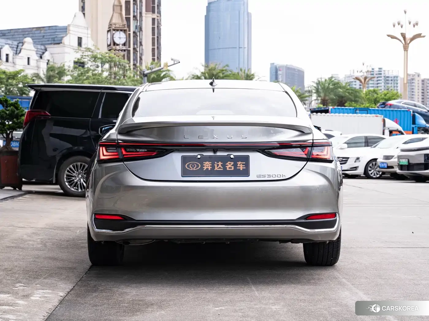 Lexus ES id 4570798 из Китая 10