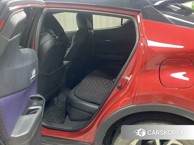 Toyota C-HR id 4253821 из Китая 10