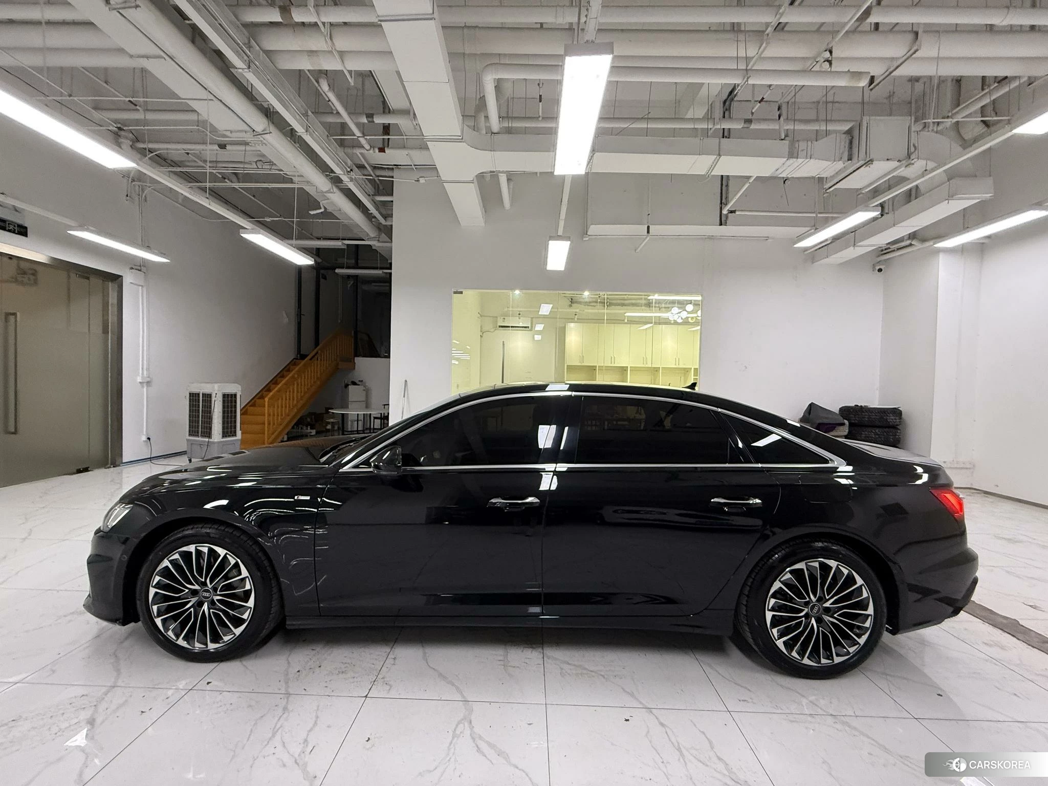 Audi A6L PHEV id 4493096 из Китая 10