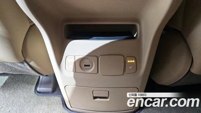 Kia The New Carnival id 2601821 из Кореи 10