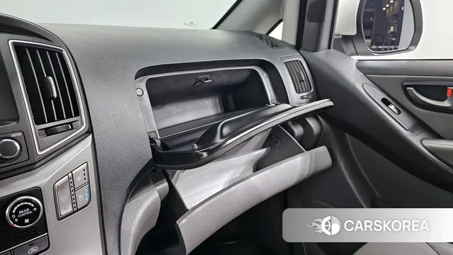 Hyundai The New Grand Starex id 3697957 из Кореи 10