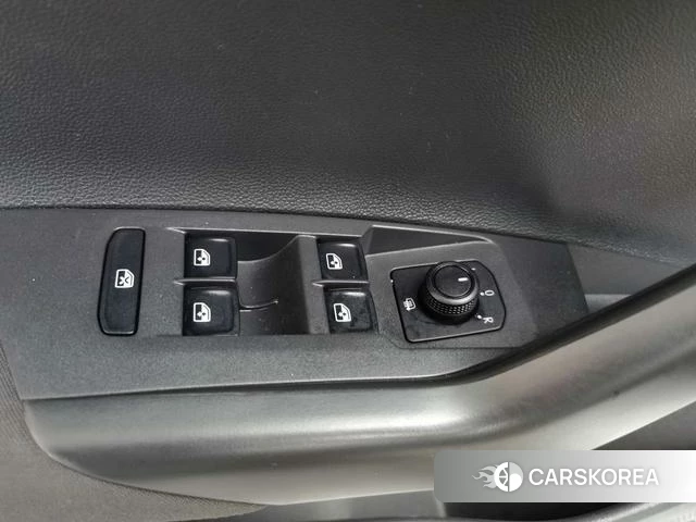 Volkswagen Polo id 4275383 из Китая 10