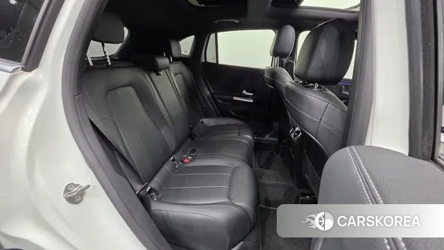 Mercedes-Benz GLA - Class H247 id 3033023 из Кореи 10