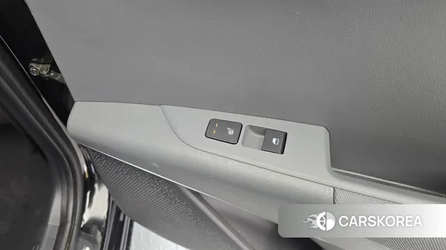 Kia Di Ol Nu Niro id 3322965 из Кореи 10