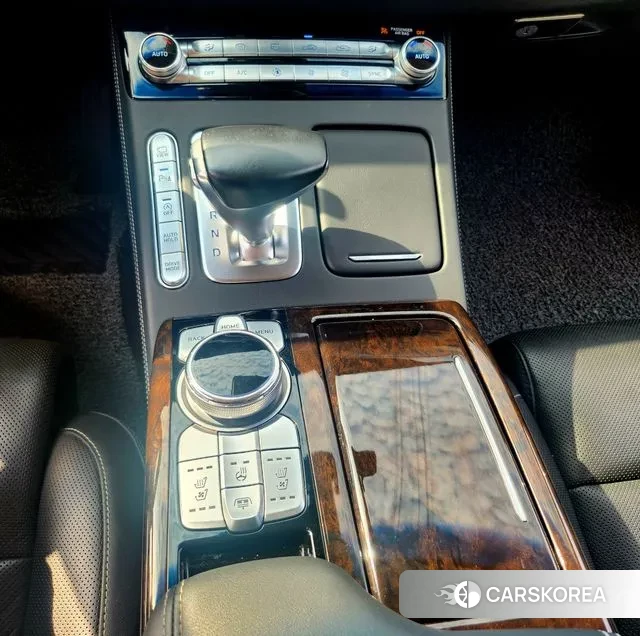 Genesis G90 id 3090610 из Кореи 10