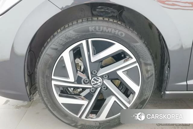 Volkswagen Sagitar id 4210410 из Китая 10
