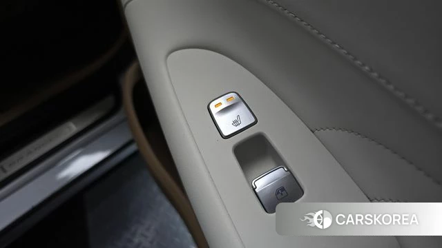 Hyundai The New Grandeur IG Hybrid id 4324752 из Кореи 10