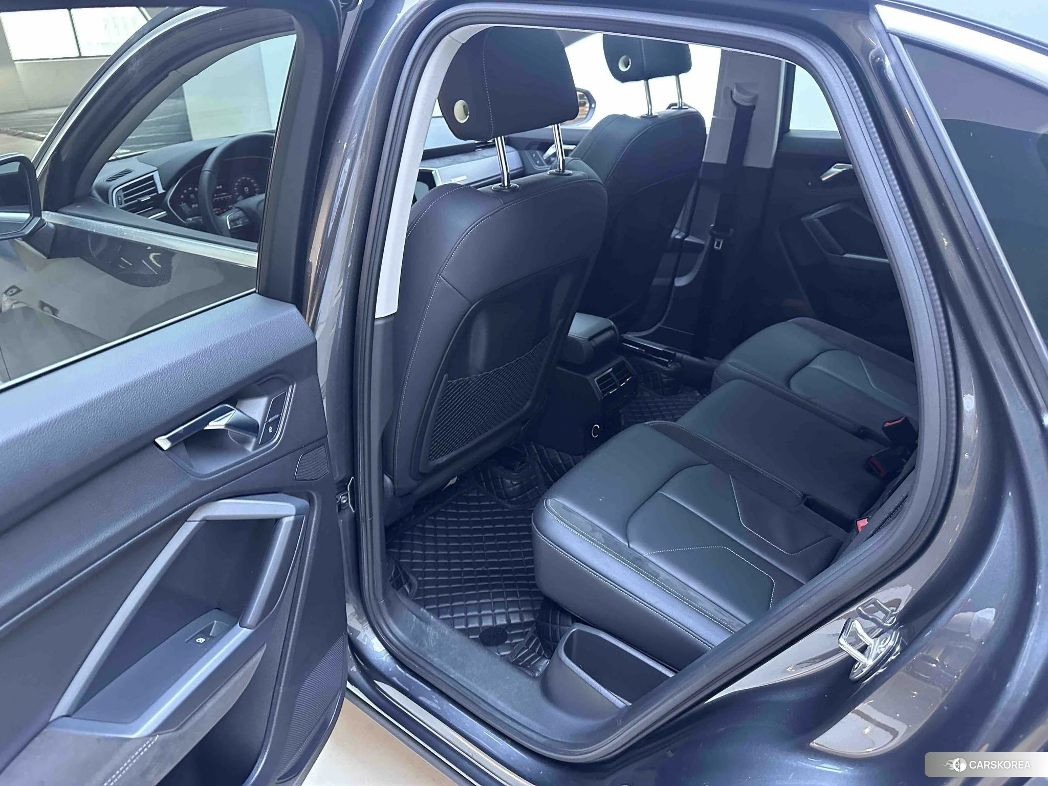 Audi Q3 Sportback id 4405822 из Китая 10
