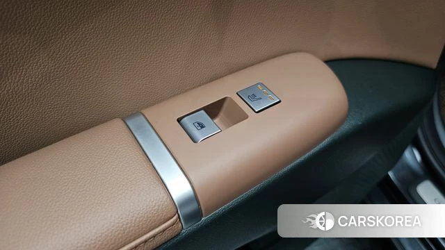 Hyundai Grandeur Hybrid (GN7) id 3891600 из Кореи 10