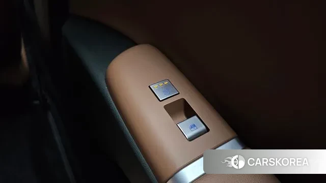 Hyundai Grandeur Hybrid (GN7) id 3081765 из Кореи 10