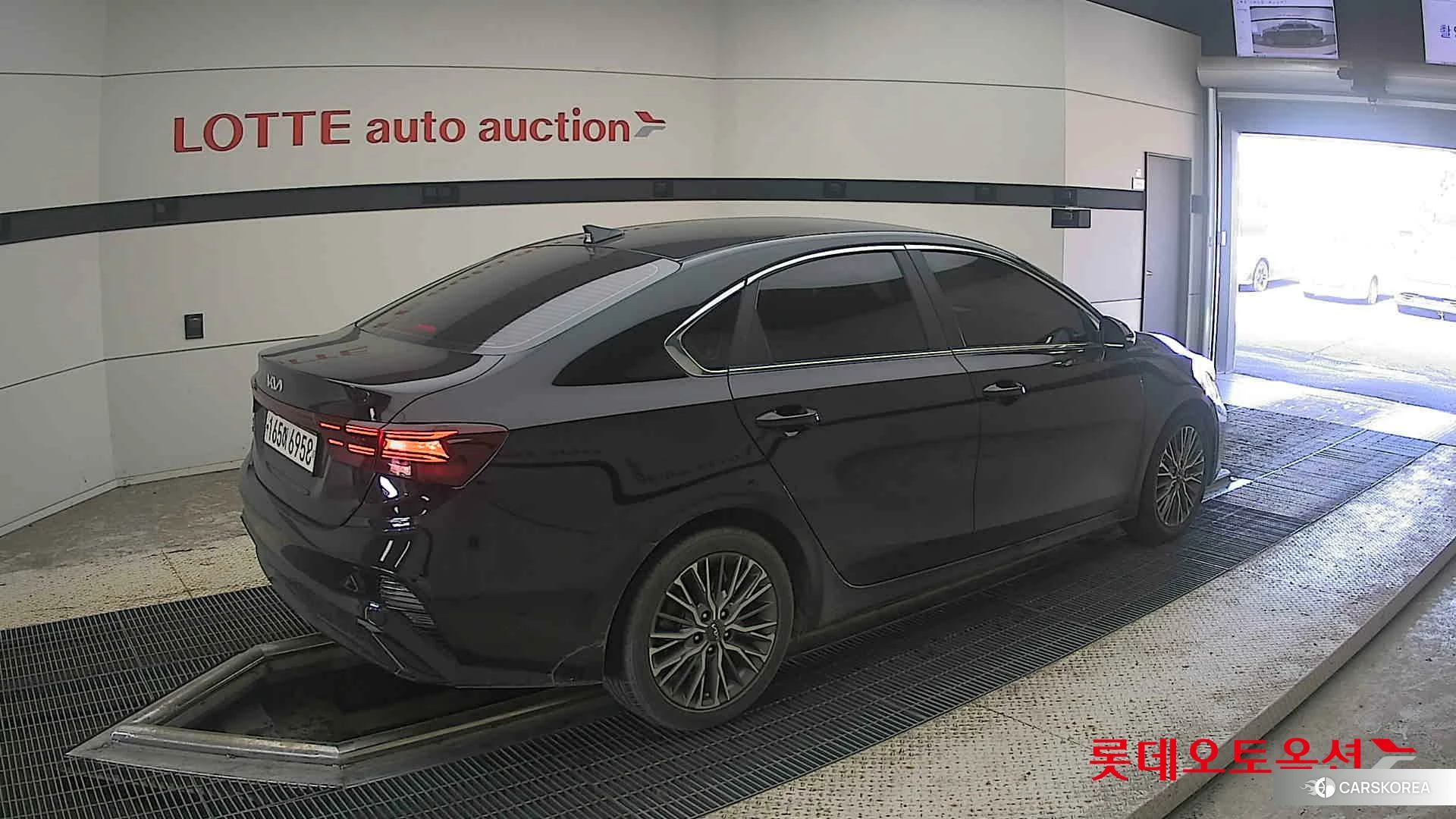 Kia K3 id 4902456 из Кореи 10