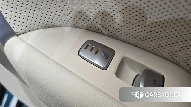 Genesis The New G70 id 3924032 из Кореи 10