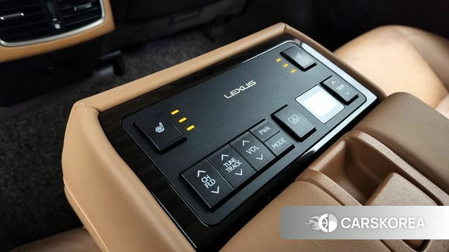 Lexus New ES300h id 4339801 из Кореи 10