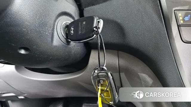 Hyundai The New Grand Starex id 3428593 из Кореи 10