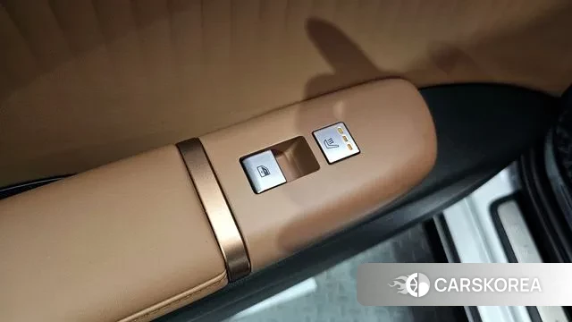 Hyundai Grandeur (GN7) id 3457297 из Кореи 10