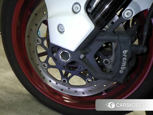 Suzuki GSX1300R HAYABUSA id 3947709 из Японии 10