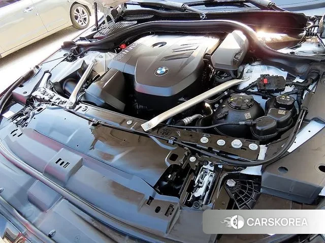 BMW 5 Series (G60) id 3619697 из Кореи 10