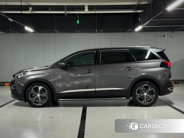 Peugeot 5008 second generation id 4471504 из Кореи 10
