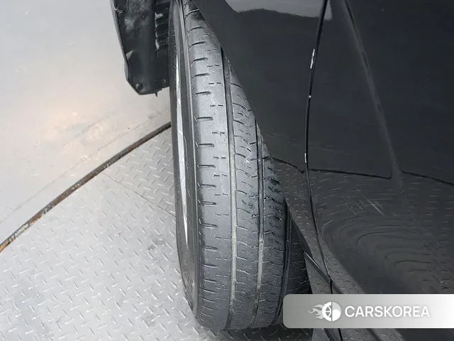 Hyundai The New Grand Starex id 3773307 из Кореи 10