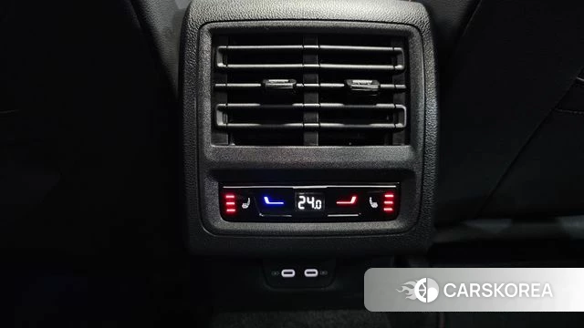 Volkswagen Golf 8th Generation id 4394684 из Кореи 10