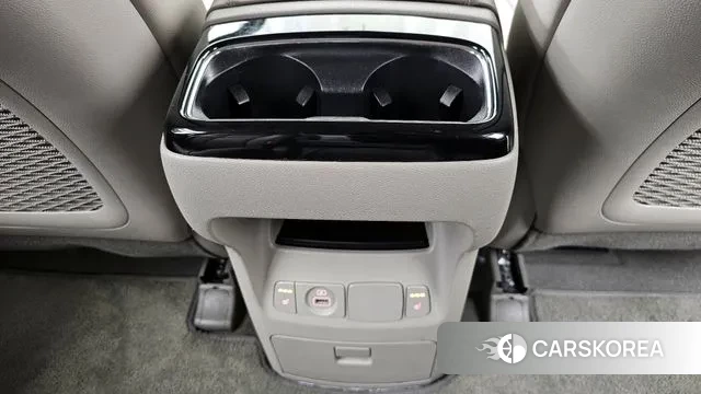 Kia The New Carnival id 3608236 из Кореи 10