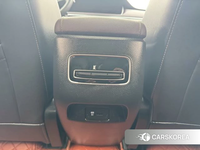 GAC Trumpchi Trumpchi M6 id 3907749 из Китая 10