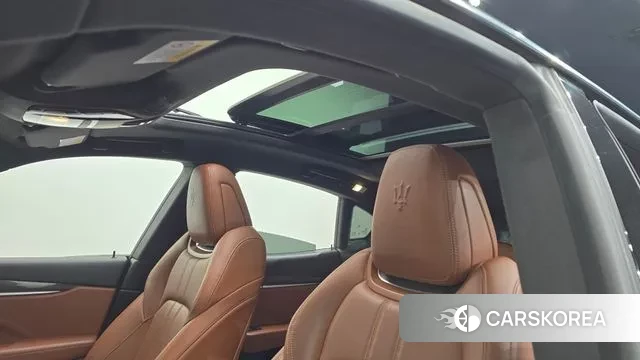 Maserati Levante id 2249458 из Кореи 10