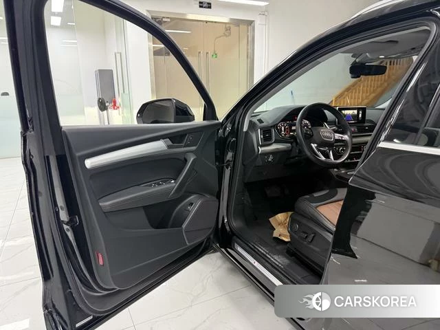 Audi Q5L id 4273675 из Китая 10