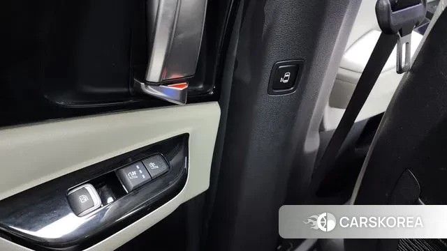 Kia Carnival 4th generation id 3402304 из Кореи 10