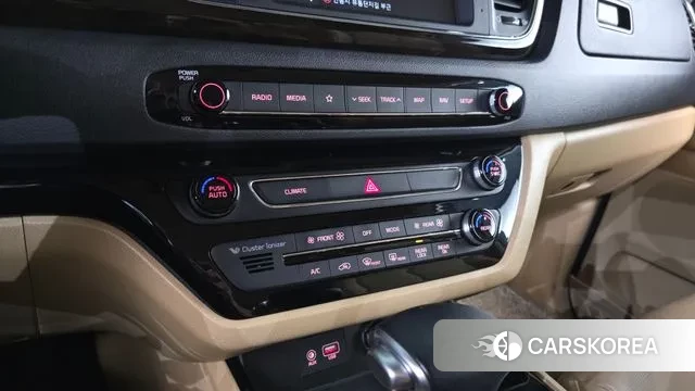 Kia The New Carnival id 3291478 из Кореи 10