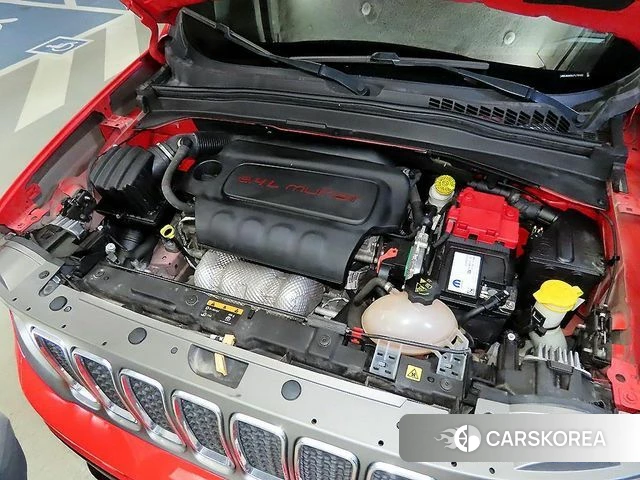 Jeep Renegade id 4464777 из Кореи 10
