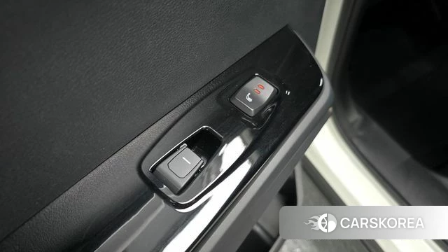 Ssangyong The New Torres id 3805220 из Кореи 10