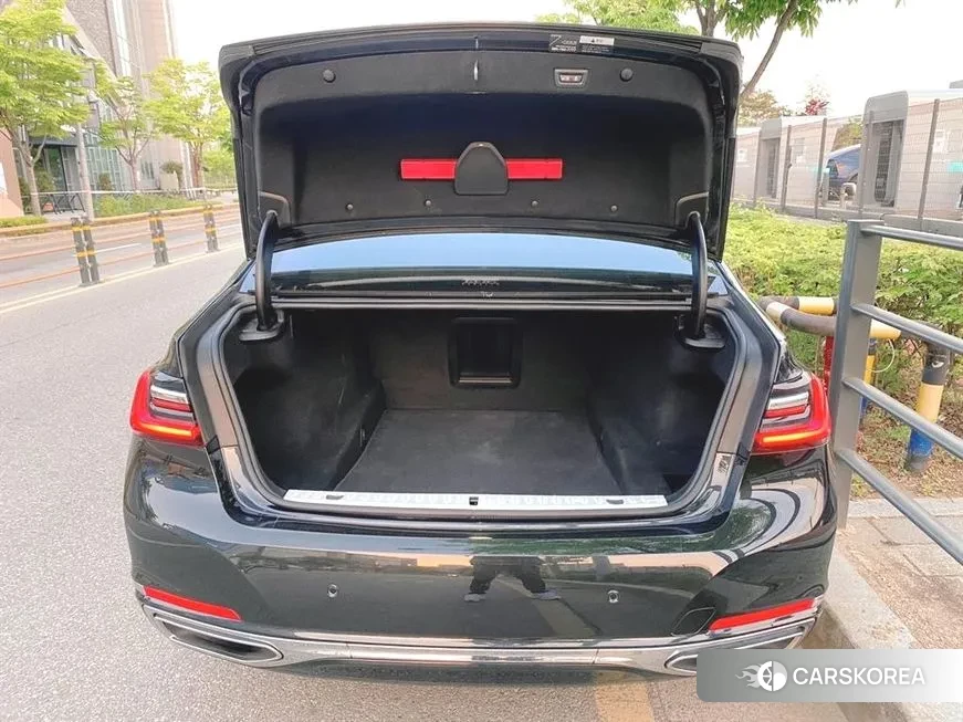 BMW 7 Series (G11) id 1486520 из Кореи 10