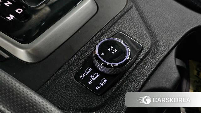 Ssangyong Rexton Sports id 3867622 из Кореи 10