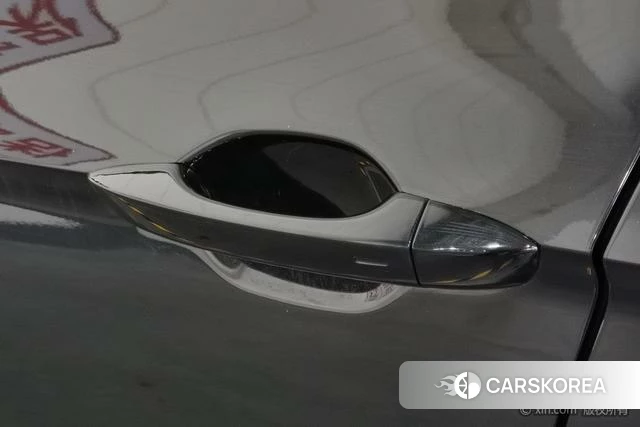 Volkswagen Magotan PHEV id 4276260 из Китая 10