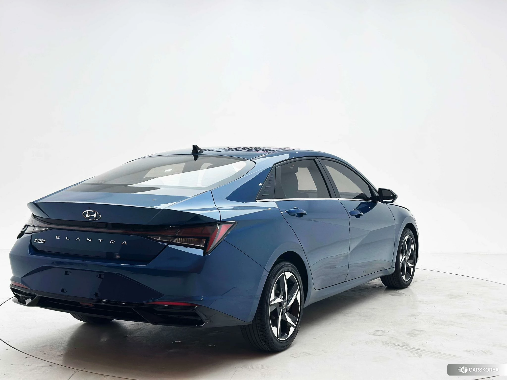 Hyundai Elantra id 4420984 из Китая 10