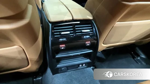 BMW 5 Series (G30) id 3597368 из Кореи 10