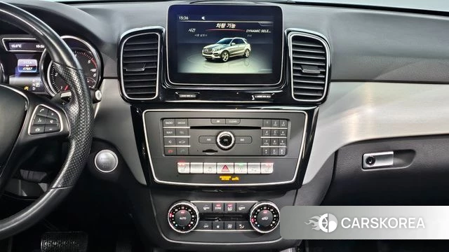 Mercedes-Benz GLE - Class W166 id 3873744 из Кореи 10