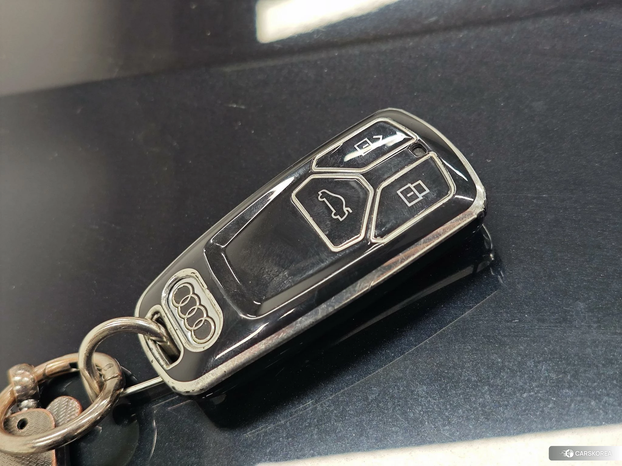 Audi Q5L id 4407460 из Китая 10