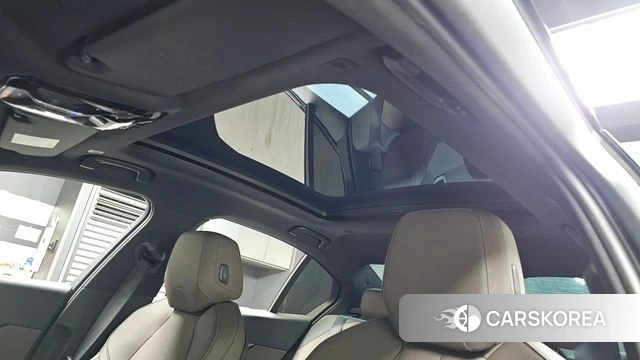 BMW 5 Series (G60) id 3909524 из Кореи 10