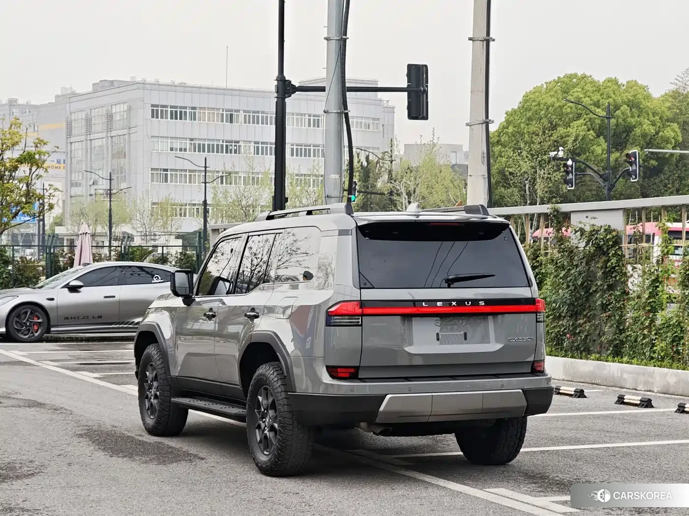 Lexus GX id 4600675 из Китая 10